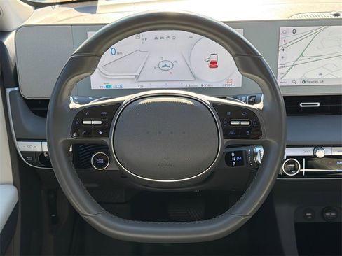 Used 2022 Hyundai Ioniq 5 SE image 23