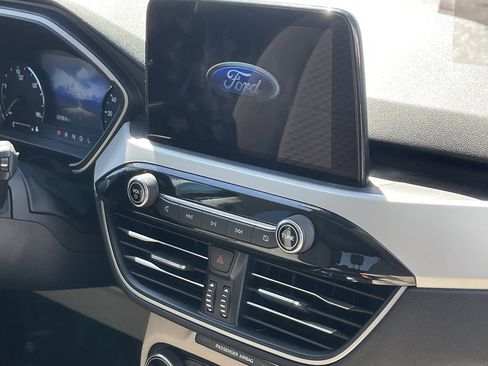 Used 2022 Ford Escape SE w/ Convenience Package image 7