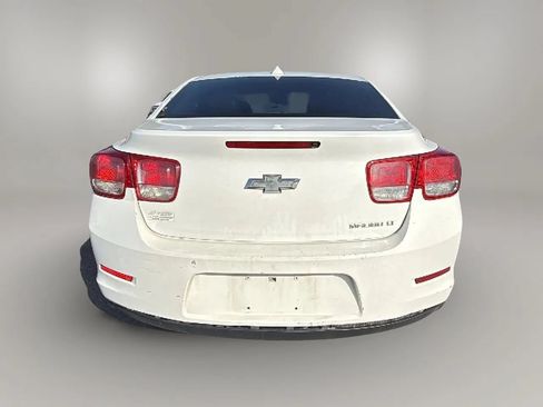 Used 2014 Chevrolet Malibu LT FWD image 4