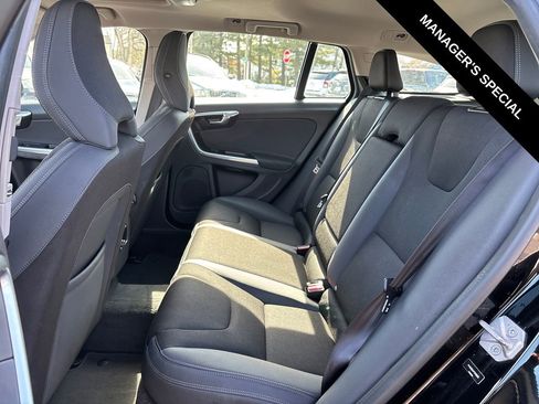 Used 2015 Volvo V60 T5 AWD/4WD image 15