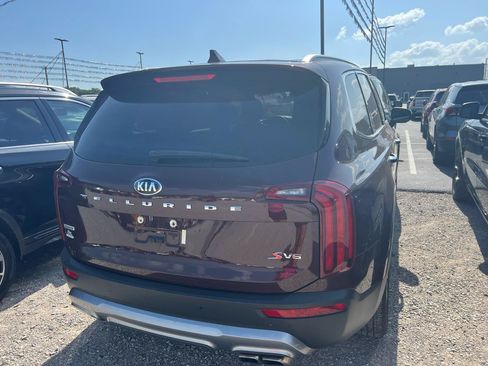 Used 2020 Kia Telluride S w/ S 8 Passenger Seating Package AWD/4WD image 3