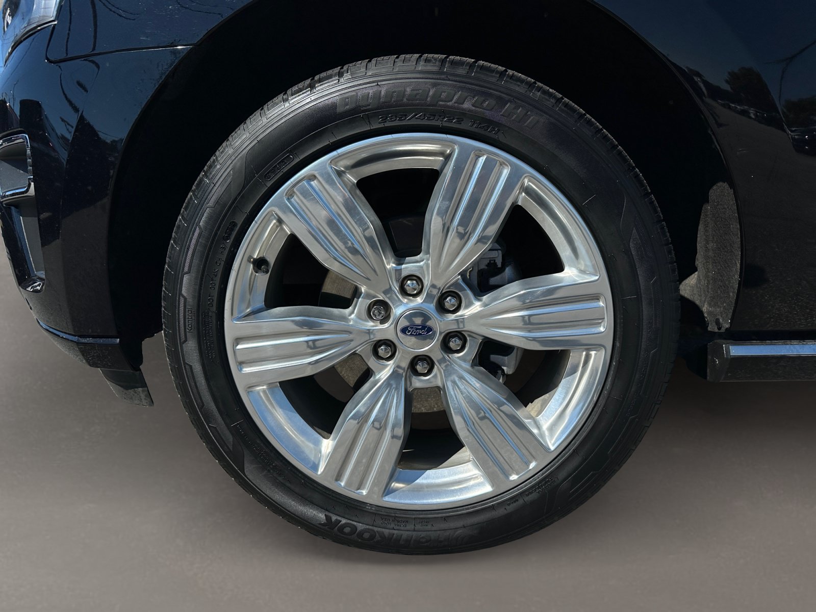 Used 2023 Ford Expedition Platinum RWD image 10