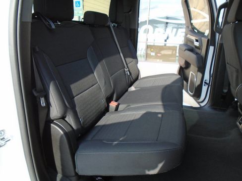 Used 2025 Chevrolet Silverado 1500 LT image 11
