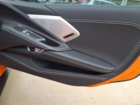 Used 2022 Chevrolet Corvette Stingray Premium Conv w/ Z51 Performance Package image 9