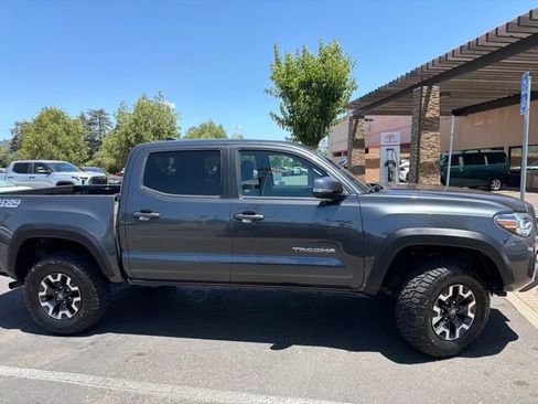 Certified 2023 Toyota Tacoma TRD Off-Road w/ Technology Package AWD/4WD image 6