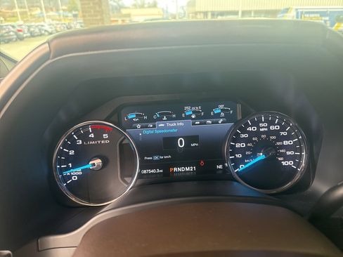 Used 2018 Ford F450 Limited image 10