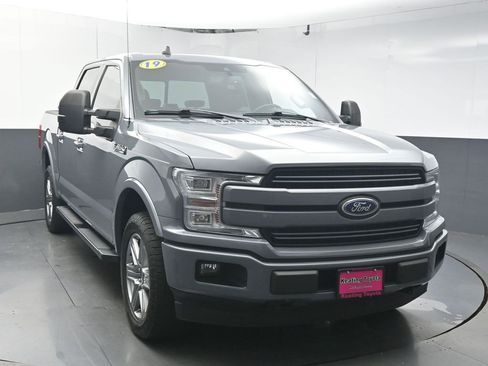 Used 2019 Ford F150 Lariat w/ Equipment Group 502A Luxury image 2