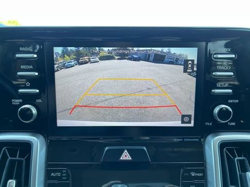 Used 2021 Kia Sorento S FWD image 24