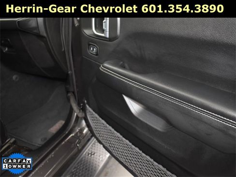 Used 2021 Jeep Wrangler Unlimited Sahara w/ Cold Weather Group image 25