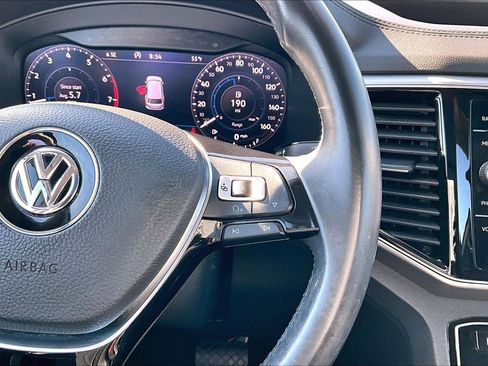 Used 2018 Volkswagen Atlas SEL Premium AWD/4WD image 12