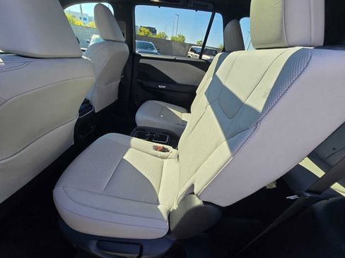 Certified 2025 Lexus TX 350 FWD w/ Technology Package image 18