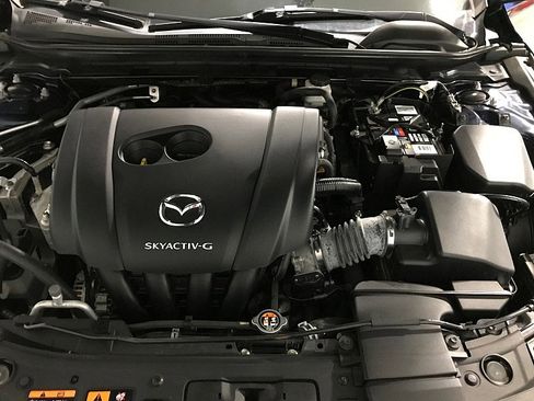 Used 2021 MAZDA MAZDA3 s image 30