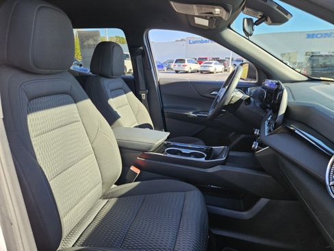 Used 2025 Chevrolet Equinox LT image 20