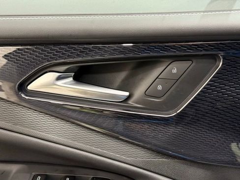 New 2025 Chevrolet Blazer EV LT image 27