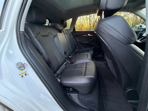 Used 2018 Audi Q5 2.0T Premium Plus w/ Premium Plus Package image 14