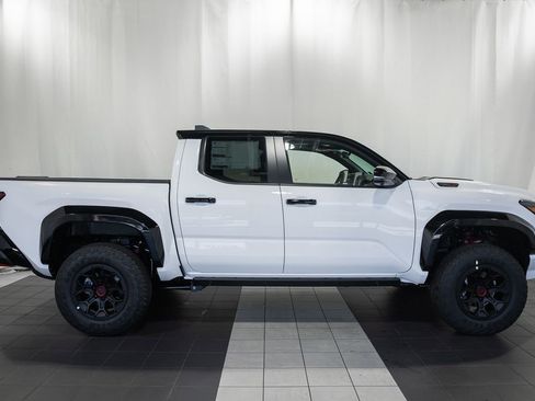 New 2026 Toyota Tacoma TRD Pro AWD/4WD image 3