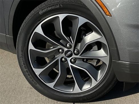 Used 2022 Lincoln Nautilus Reserve image 8