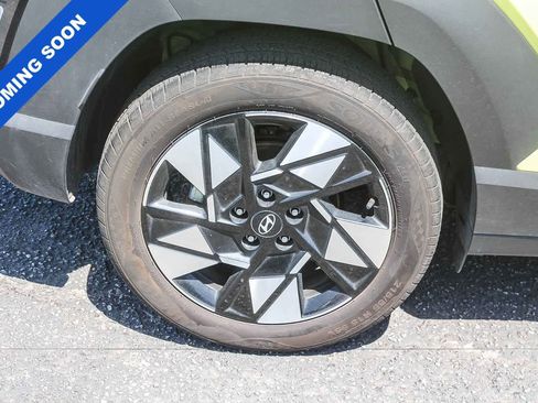 Certified 2025 Hyundai Kona SEL FWD image 11