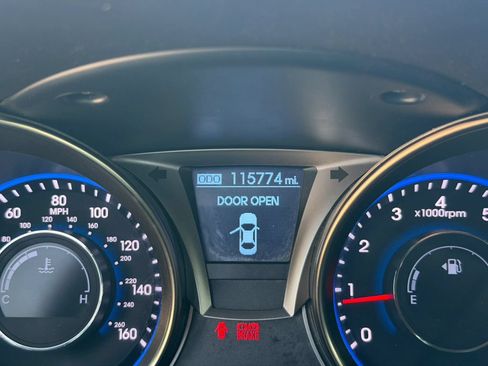 Used 2014 Hyundai Genesis 2.0T RWD image 14