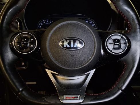 Used 2020 Kia Soul GT-Line Turbo FWD image 11
