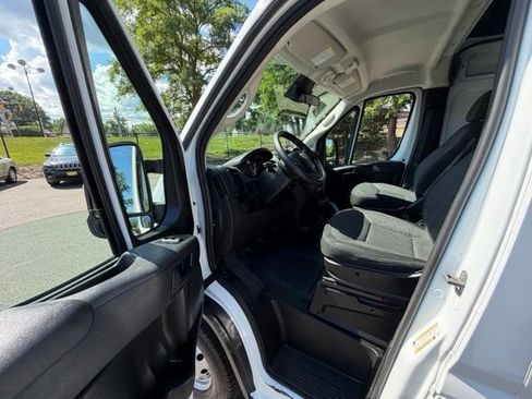 Used 2023 RAM ProMaster 2500 FWD image 13