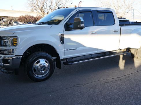 Used 2019 Ford F350 Lariat w/ Lariat Ultimate Package image 12
