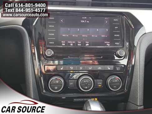 Used 2022 Volkswagen Passat 2.0T SE image 18