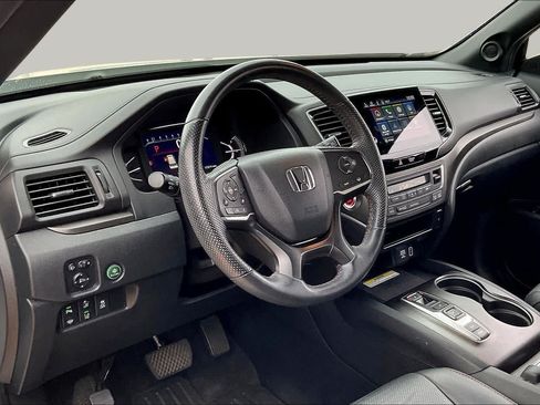 Used 2023 Honda Passport TrailSport image 18
