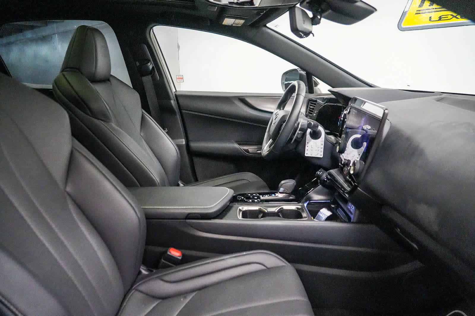 Used 2026 Lexus NX 450h+ F Sport AWD/4WD image 17