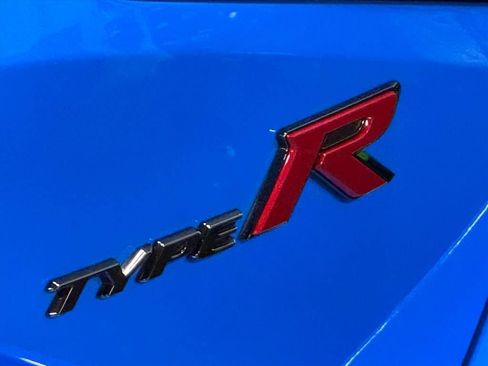 Used 2025 Honda Civic Type R image 7