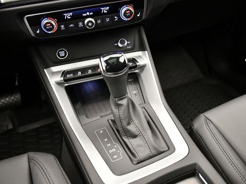 New 2025 Audi Q3 2.0T Premium image 31