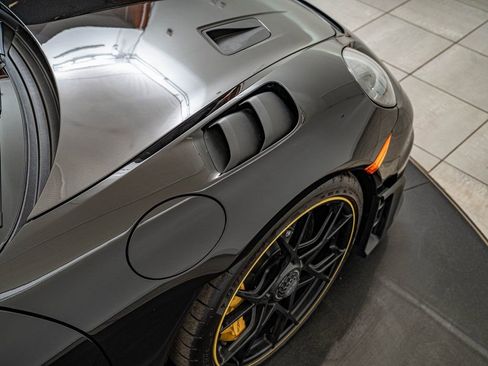 Certified 2025 Porsche 718 Boxster Spyder RS image 21