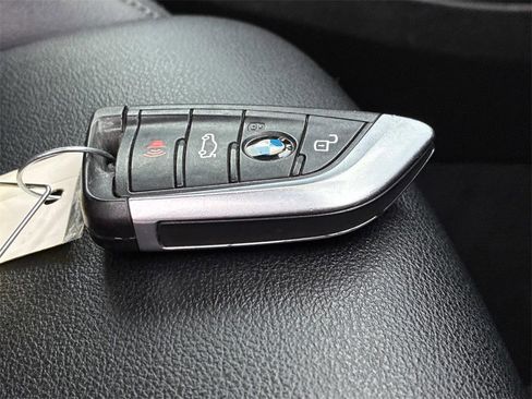 Used 2024 BMW X3 xDrive30i image 9