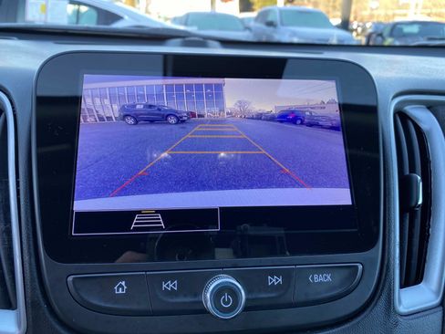 Used 2023 Chevrolet Malibu LT image 15