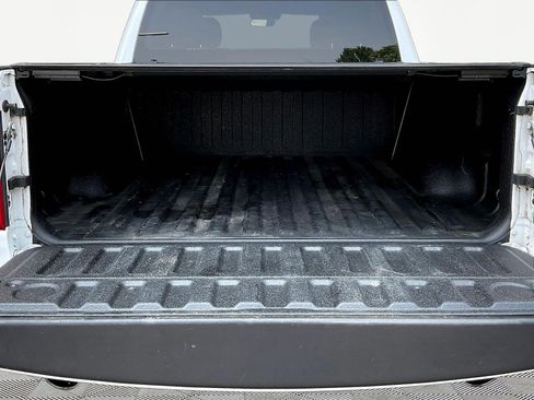 Used 2022 RAM 1500 Big Horn AWD/4WD image 7