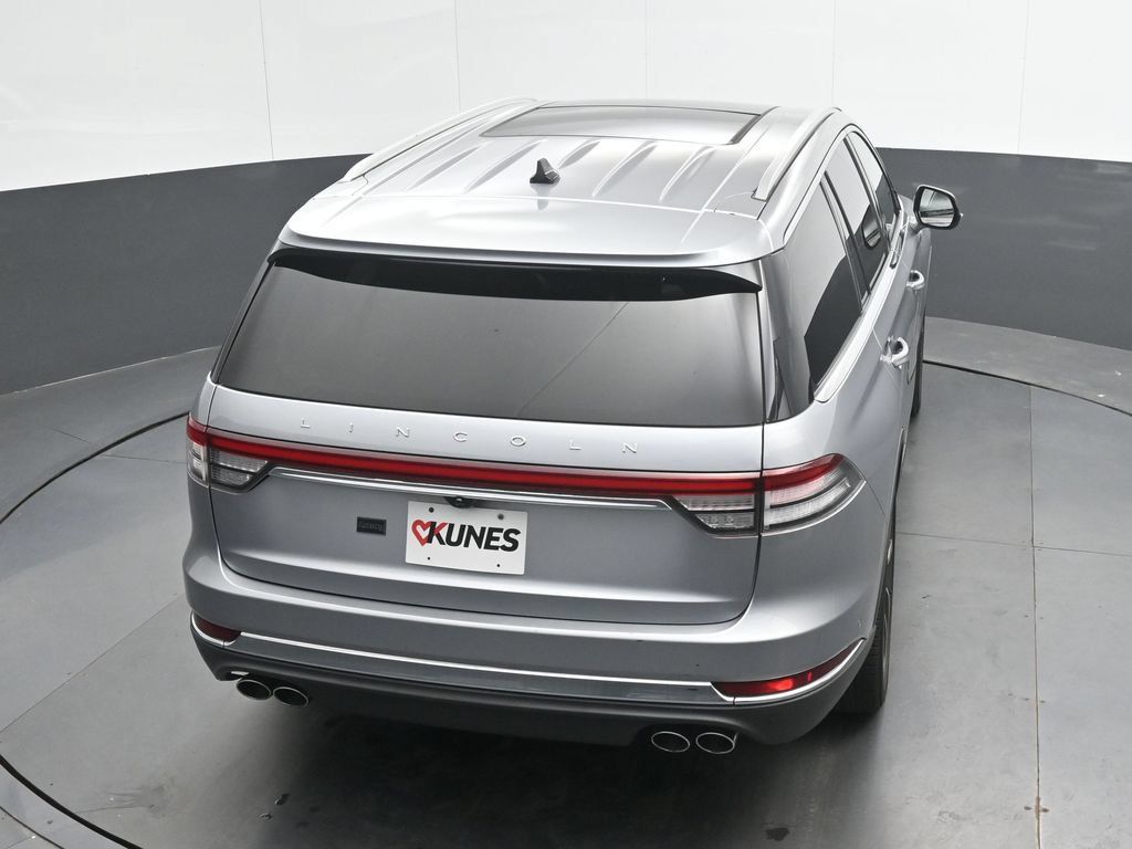 Used 2022 Lincoln Aviator Reserve w/ Equipment Group 201A AWD/4WD image 31