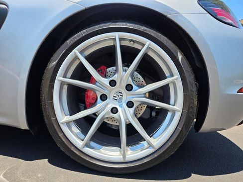 Used 2017 Porsche 718 Cayman S RWD image 34
