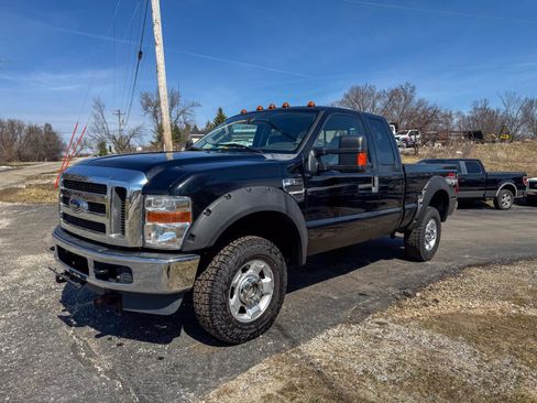 Used 2010 Ford F250 Lariat AWD/4WD image 7