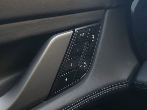 Used 2020 Porsche Taycan Turbo image 26