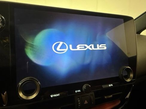Used 2023 Lexus NX 350 AWD image 19