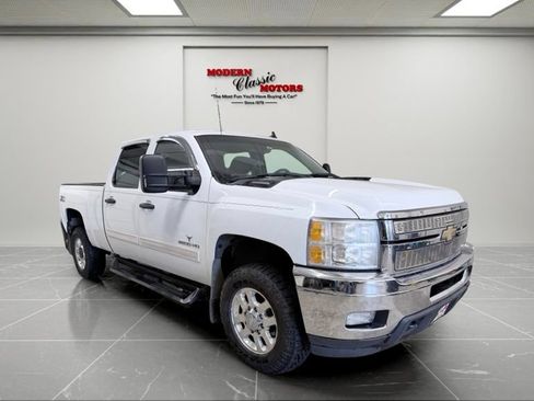 Used 2011 Chevrolet Silverado 2500 LT AWD/4WD image 1