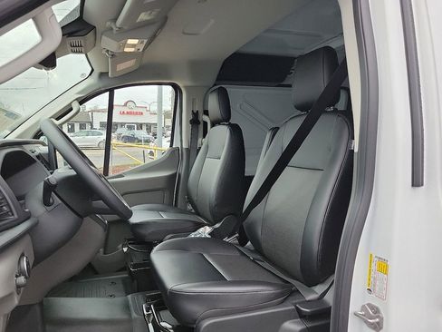 New 2026 Ford Transit 250 Low Roof RWD image 9
