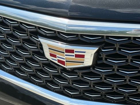 Certified 2025 Cadillac XT4 Premium Luxury FWD image 8