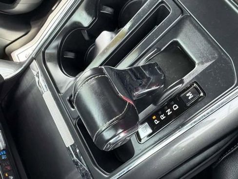 Used 2022 Ford F150 Lariat w/ Equipment Group 502A High AWD/4WD image 23