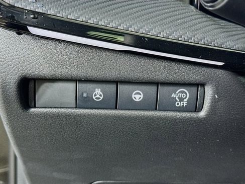 New 2025 Nissan Kicks SR w/ SR Premium Package image 12