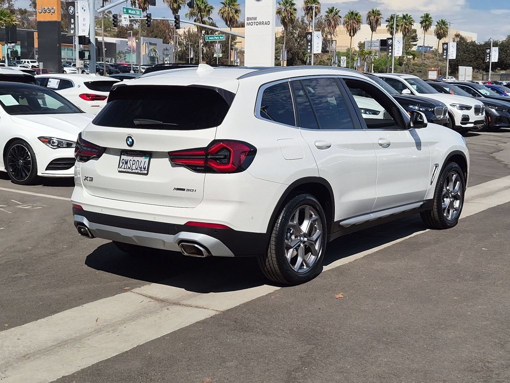 Certified 2024 BMW X3 xDrive30i w/ Convenience Package AWD/4WD image 6
