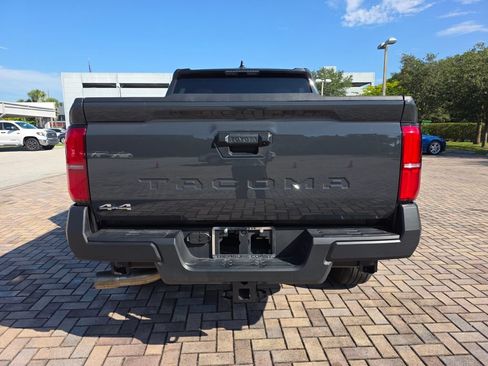 Used 2026 Toyota Tacoma SR AWD/4WD image 10