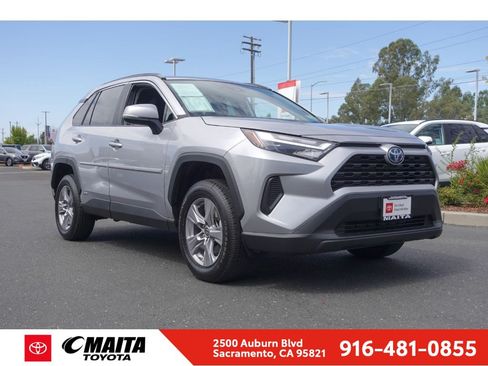 Certified 2023 Toyota RAV4 LE AWD/4WD image 1
