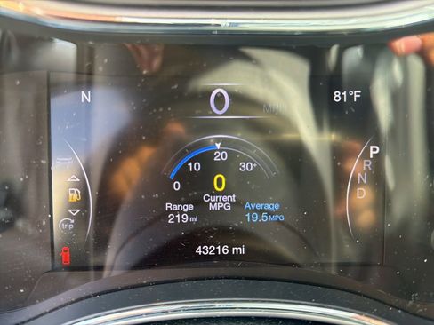 Used 2017 Jeep Grand Cherokee Trailhawk image 13