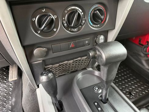 Used 2009 Jeep Wrangler X image 18